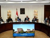 وزير الإسكان يعرض على نظيره من زيمبابوى التجربة العمرانية التى تشهدها الدولة المصرية فى عهد الرئيس السيسي